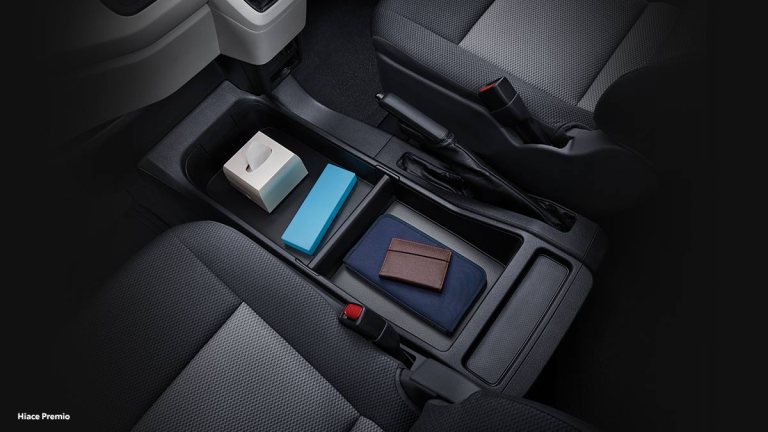 Console Tray (Hiace Premio)